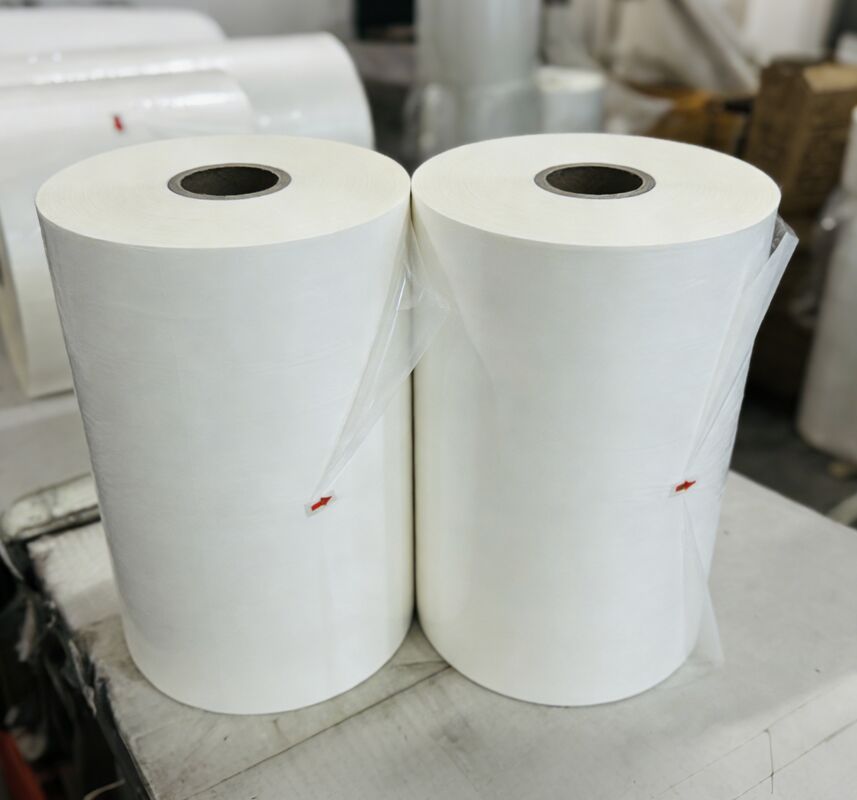 जल और यूवी प्रतिरोधी मैट लेमिनेशन फिल्म दो तरफा कोरोना उपचार और 17-45 माइक्रोन मोटाई के साथ