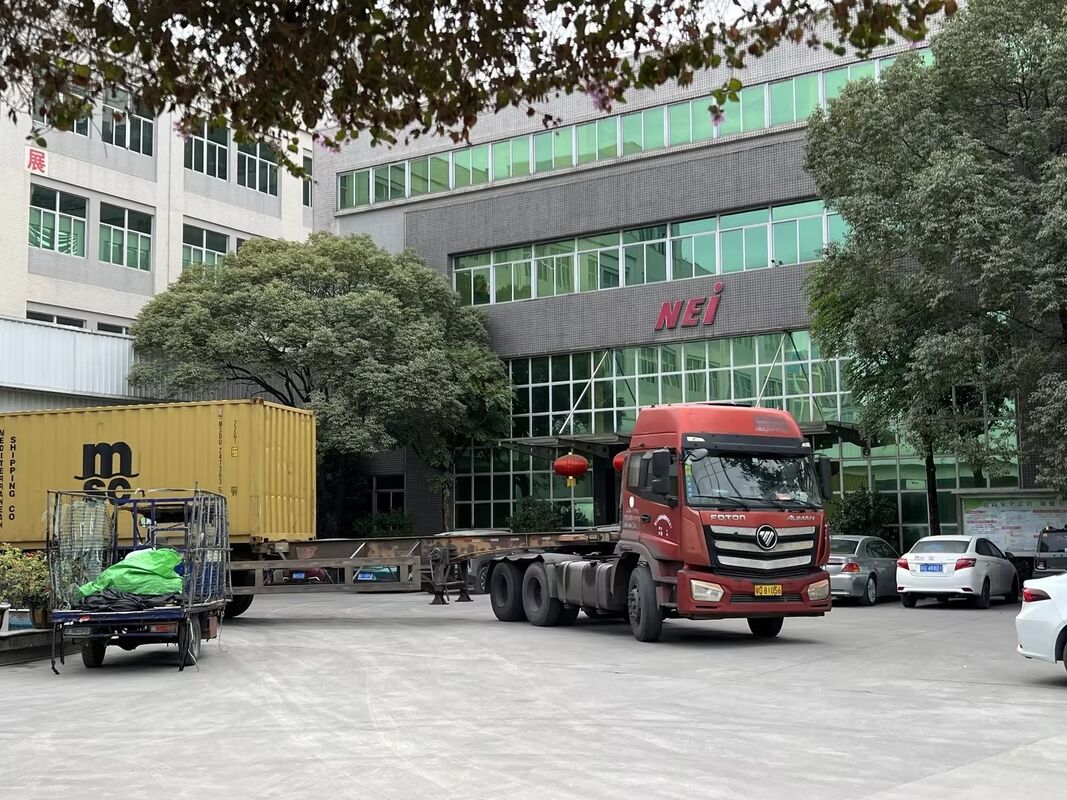 पीईटी थर्मल लैमिनेशन फिल्म, जो नमी प्रतिरोधी और 130 डिग्री सेल्सियस तक के तापमान प्रतिरोधी के लिए कोरिया से ईवीए गोंद के साथ है