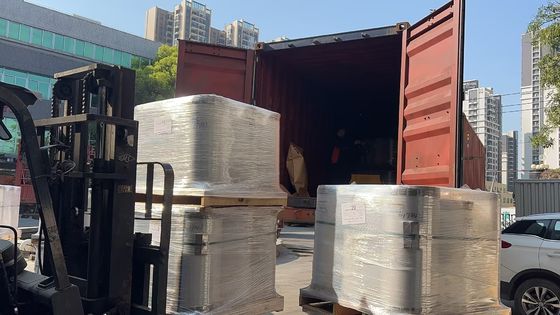 प्रीमियम डिजिटल लेमिनेशन के लिए पेपर कार्टन पैकिंग के साथ गैर-रिफ्लेक्टिव वेल्वेटी बनावट थर्मल लेमिनेशन फिल्म